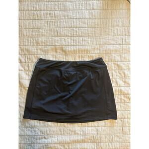 Women’s Black Athletic Skirt With Shorts Size Large